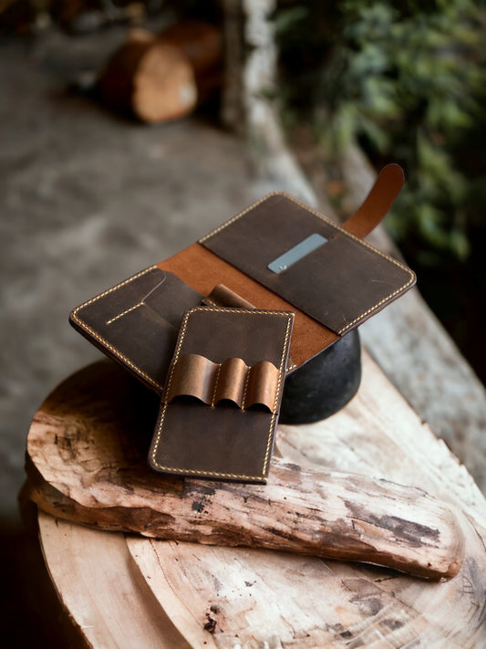 Not defteri, Pasaport cüzdanı ve Kalemlik (özel tasarım)