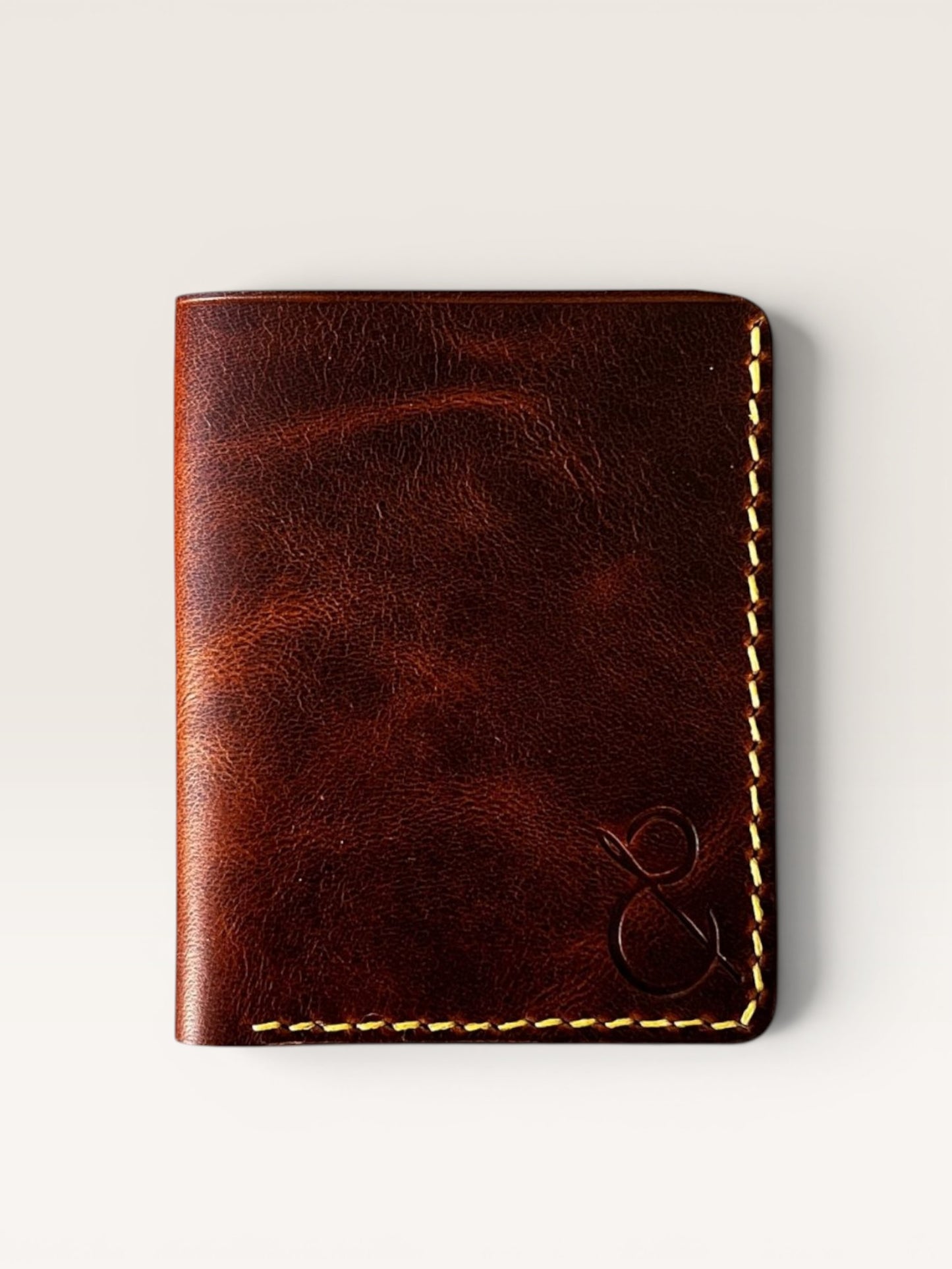 Safir Leather kahverengi İtalyan deri Viking cüzdan, el yapımı, minimal tasarım, sarı dikişli, 8.5x10.5 cm.