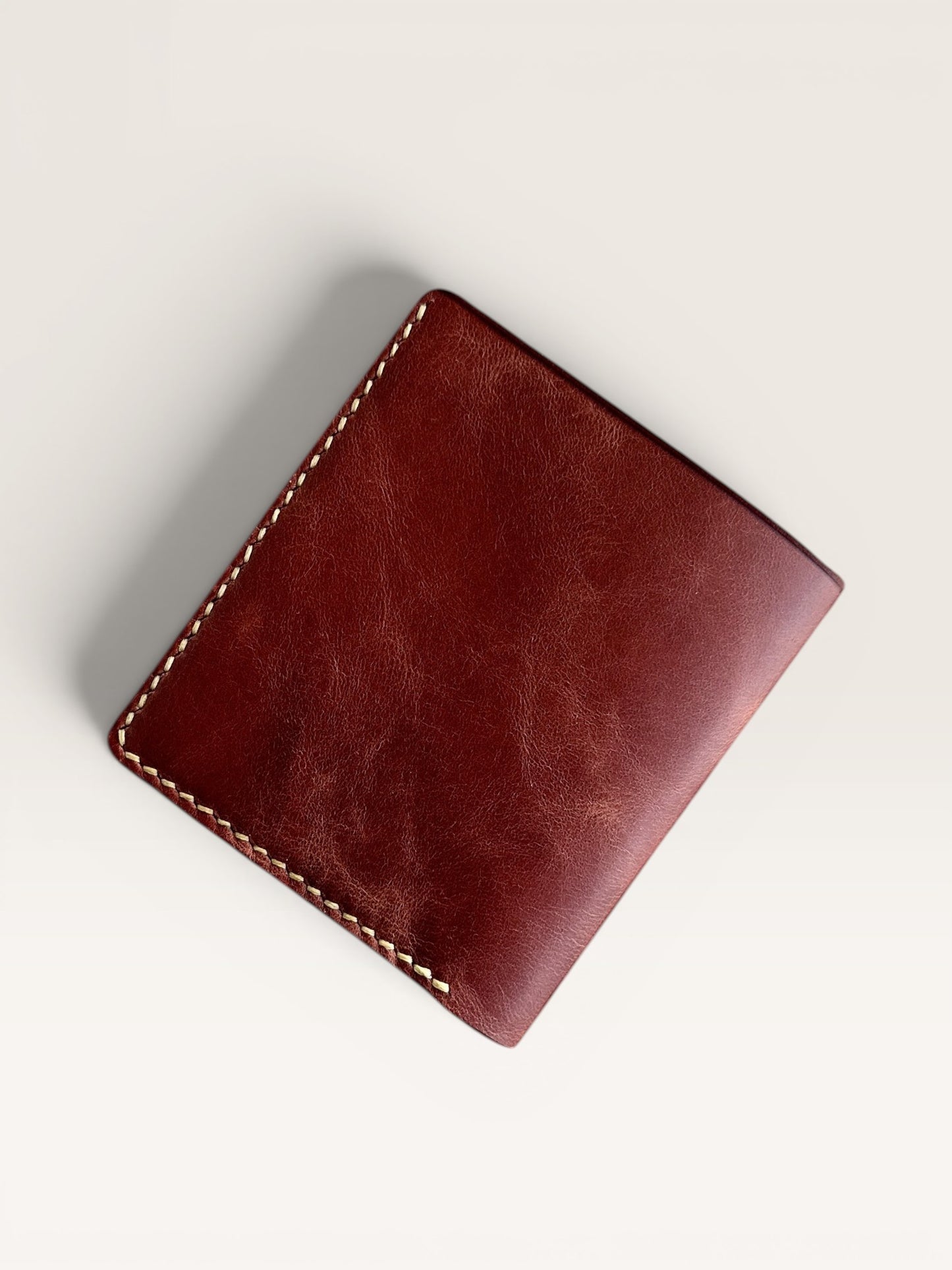 Safir Leather el yapımı taba rengi İtalyan deri cüzdan, zarif ve dayanıklı, ince işçilikli, pratik kullanım.