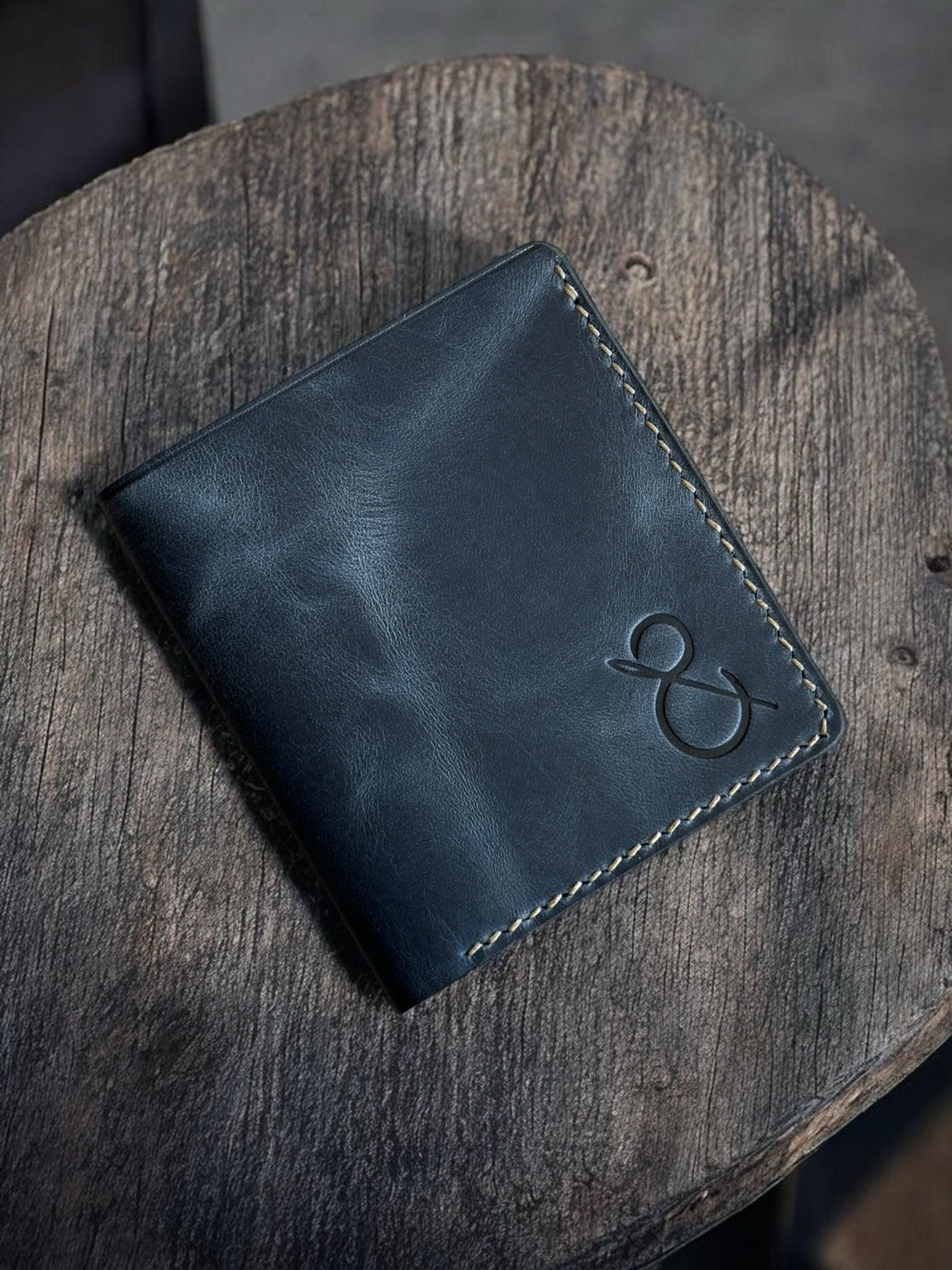 Babil Blu mavi İtalyan deri cüzdan, kapalı minimalist görünüm