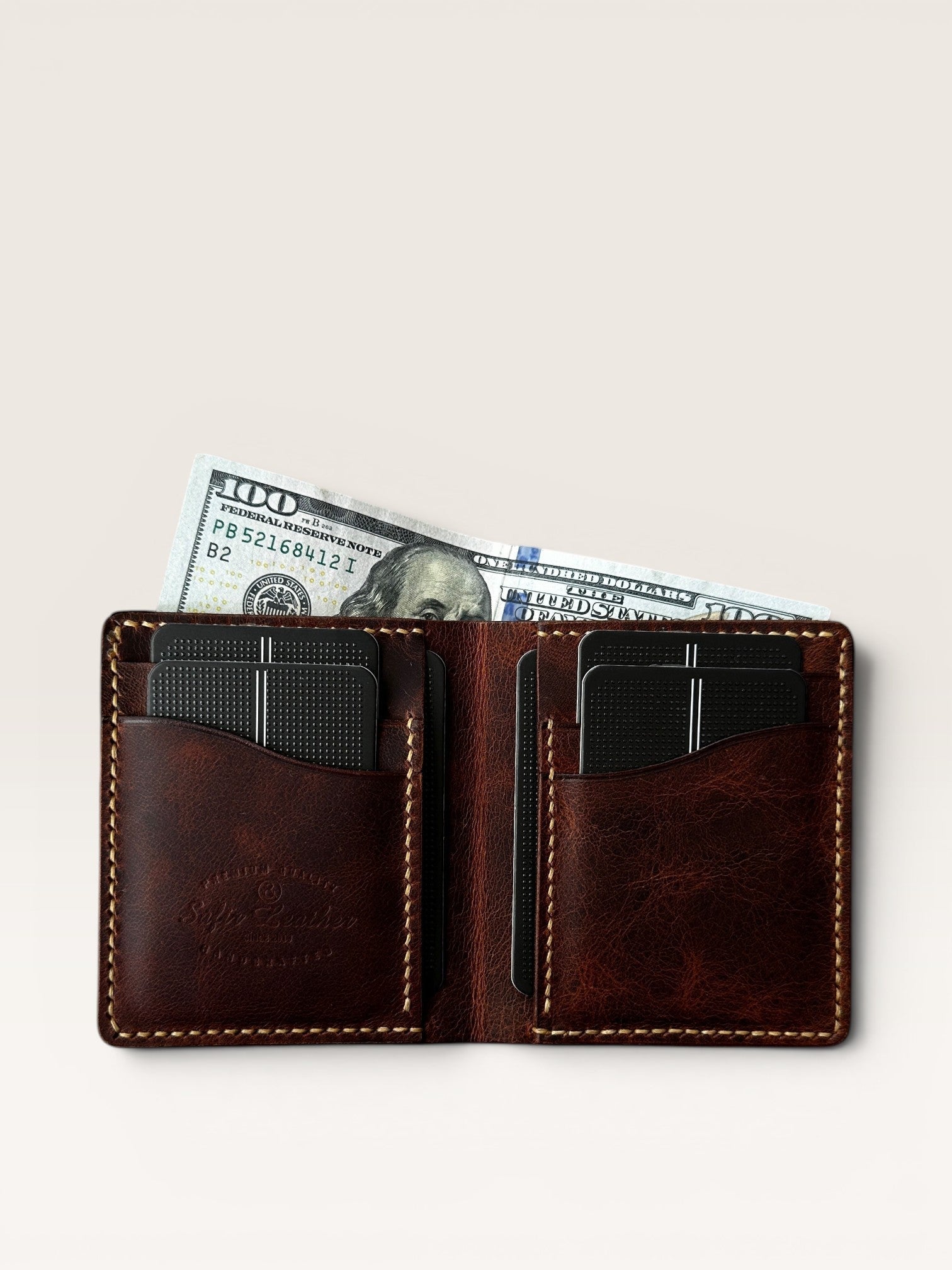 Safir Leather B-King Frisco Taba deri cüzdan, kart ve para bölmeli.