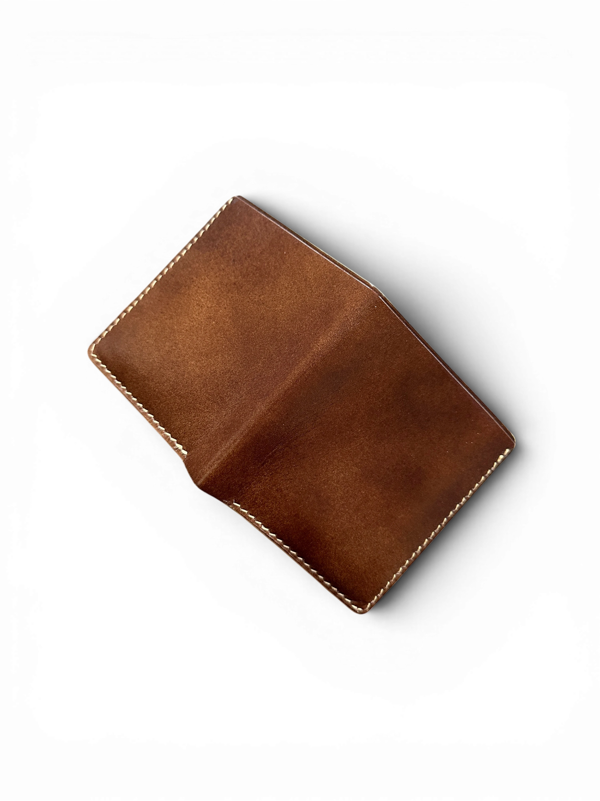 Safir Leather Babil Cordovan el yapımı kahverengi Horween Shell Cordovan deri cüzdan, geleneksel el dikişli detaylı.