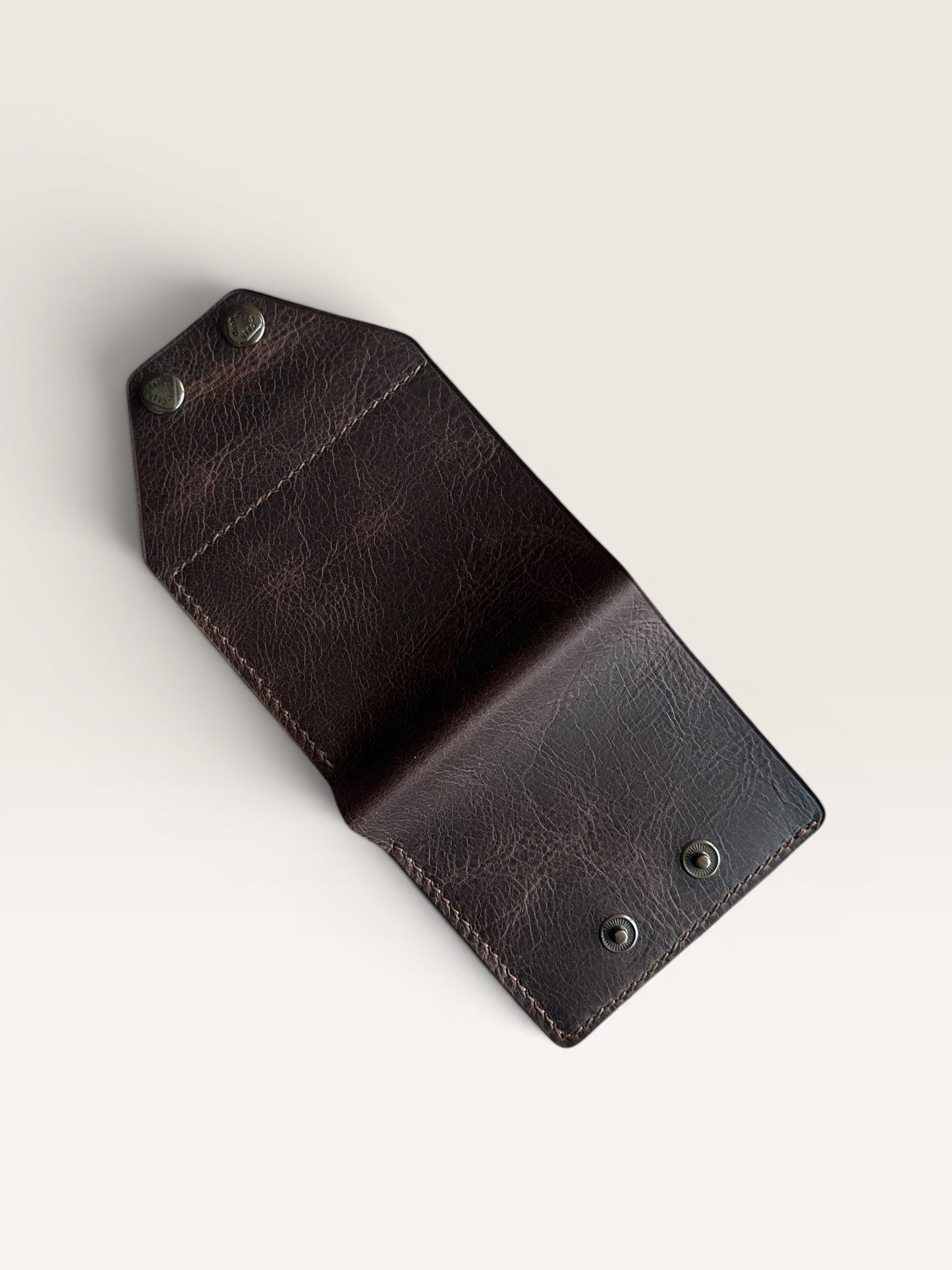 Safir Leather Babil Lock kahverengi hakiki deri erkek cüzdanı, çıtçıt kapamalı, 10x9 cm.
