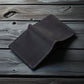 Safir Leather Crazy Deri Cüzdan, koyu kahverengi, hakiki deri, elde dikilmiş, minimalist tasarım, 10x8.5 cm.