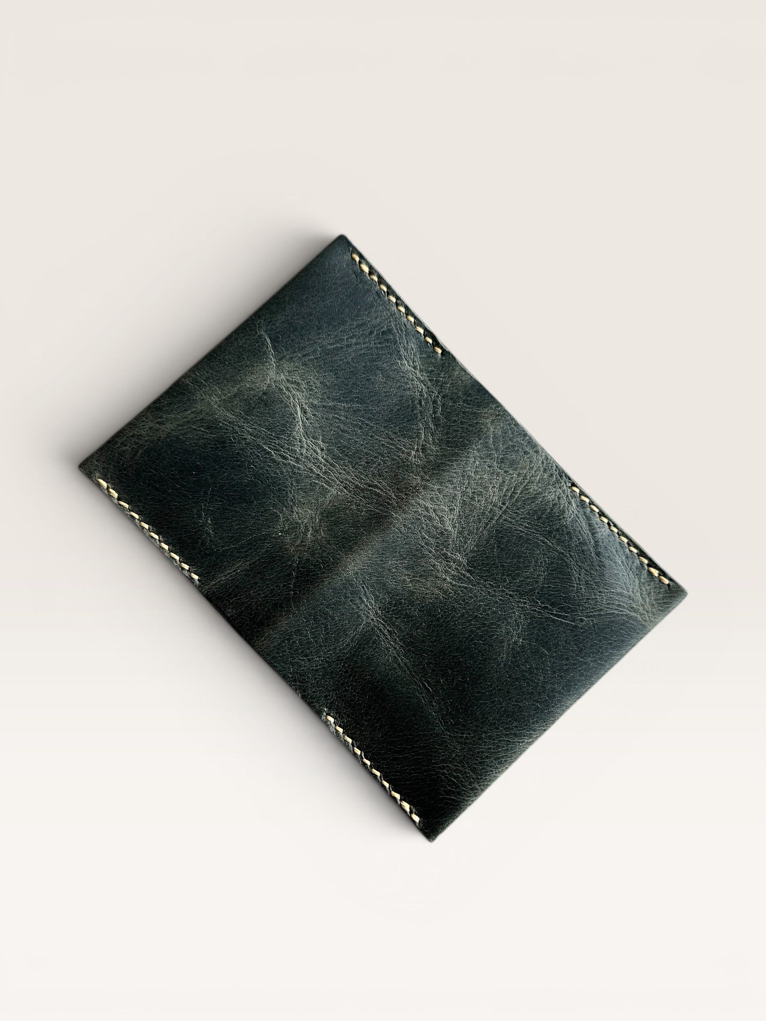 Safir Leather dark green handmade genuine leather cardholder with 4 compartments, minimalist design.