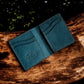 Safir Leather, derin mavi, hakiki deri, el yapımı, minimalist cüzdan. Kartlık ve ön/arka cep için ideal.