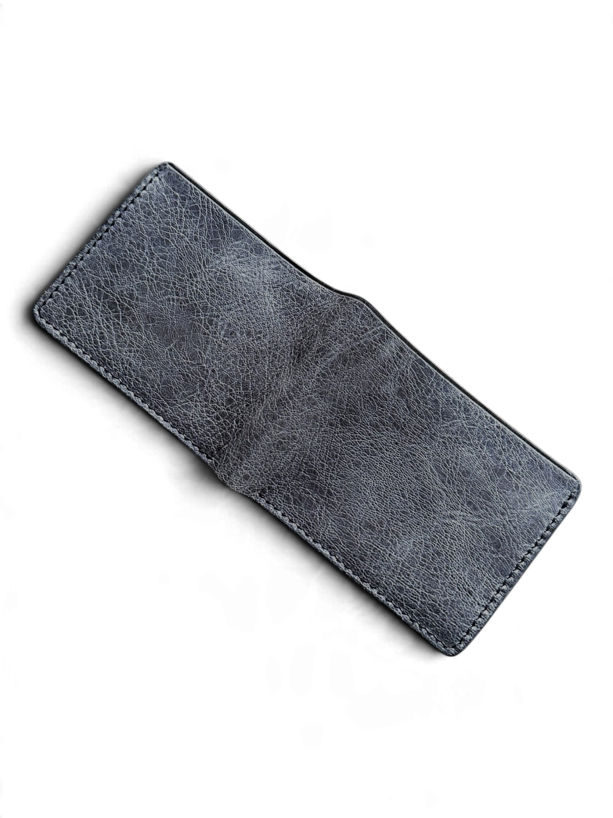 Safir Leather'dan 8 kart bölmeli, kahve taba rengi, İtalyan derisi erkek cüzdanı. Nakit para bölmesi ve zarif dikiş detayları.