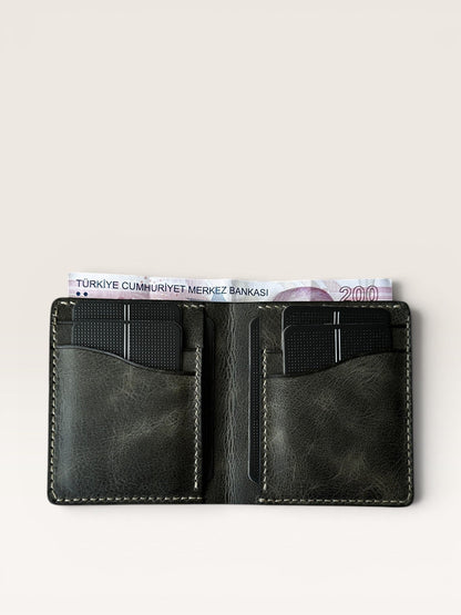 Safir Leather B-King haki deri cüzdan, kart ve para bölmeli.