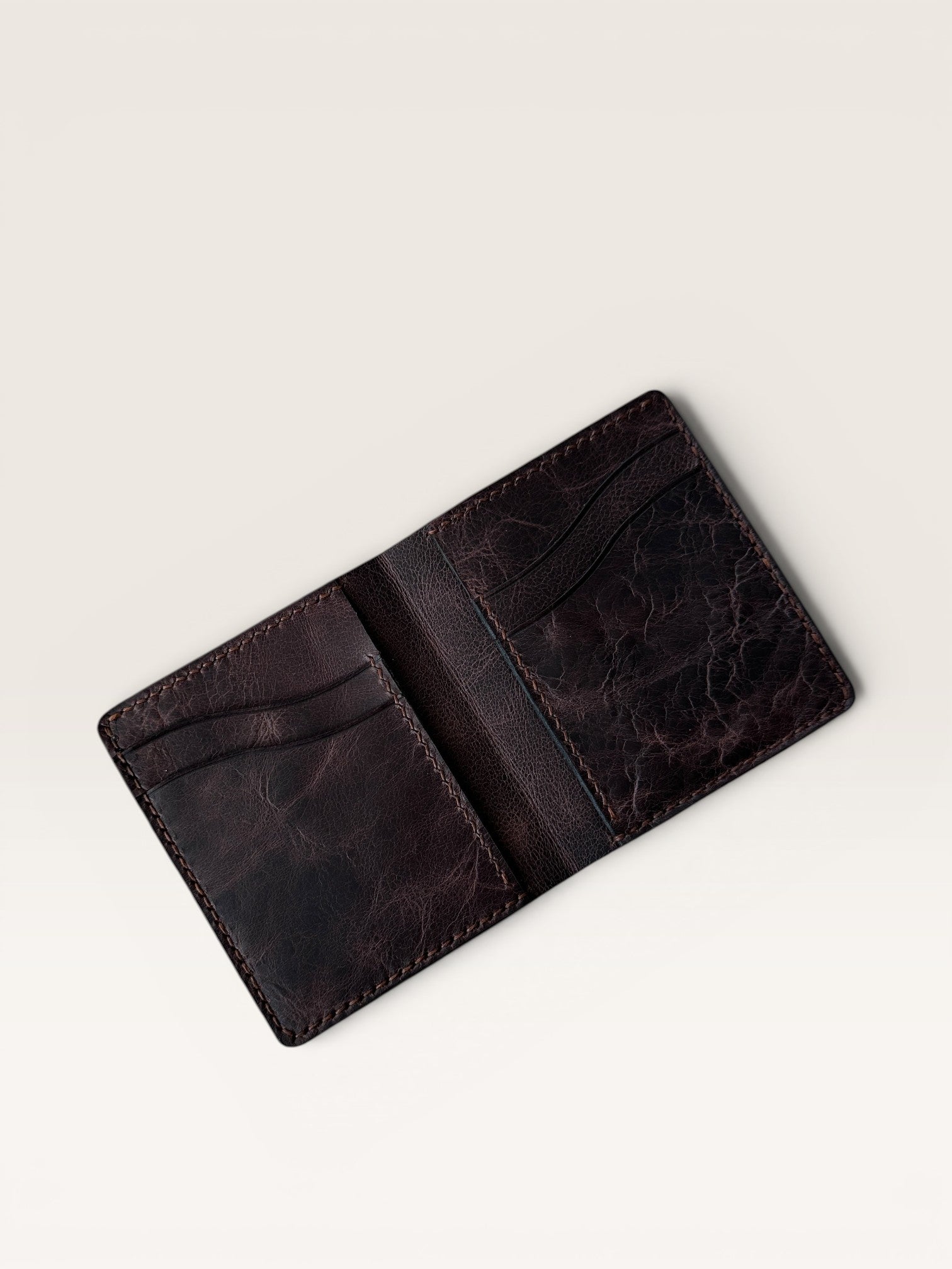 Safir Leather B-King hakiki deri kahve rengi cüzdan, kart bölmeli, 10x9 cm.