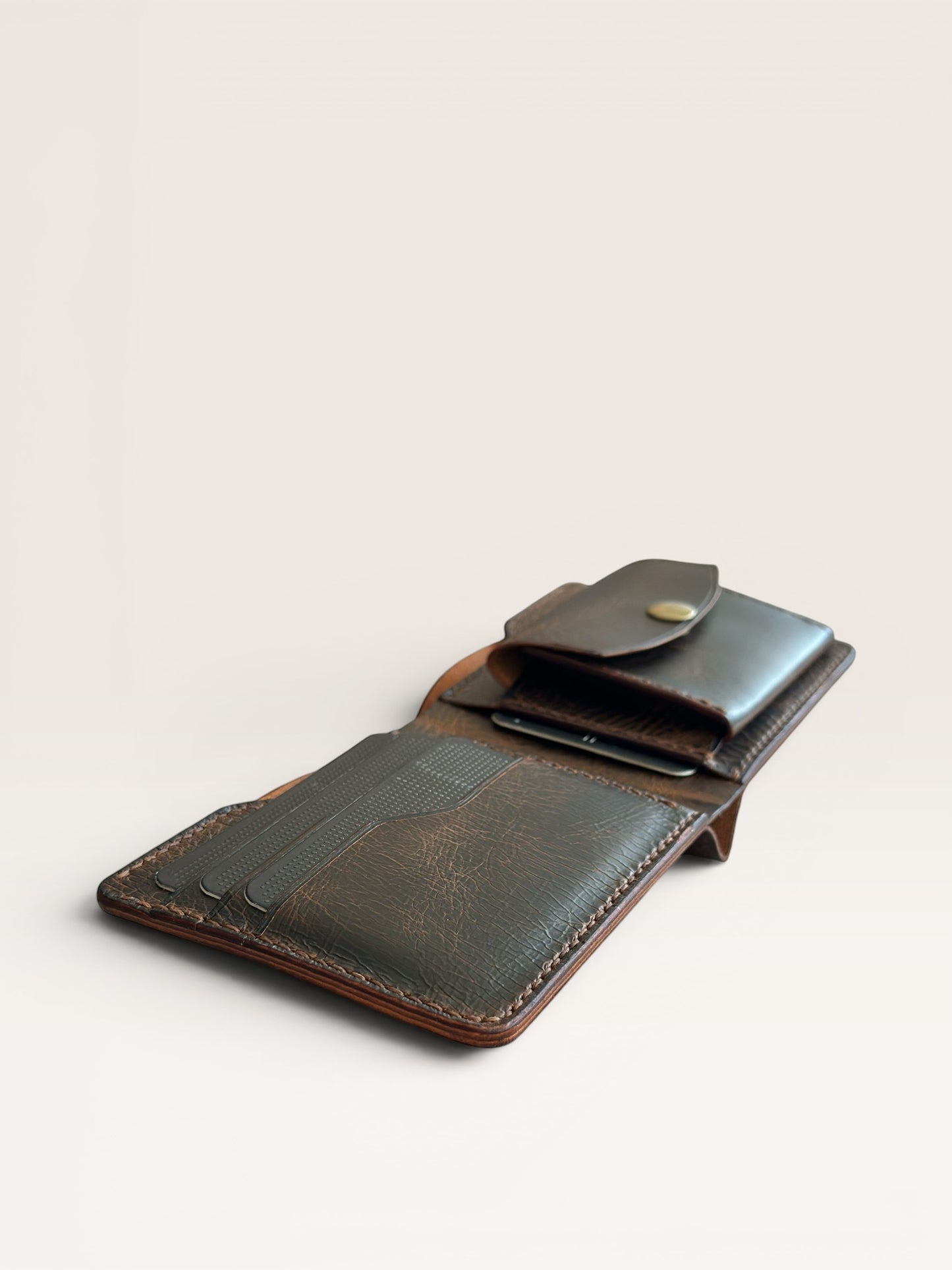 Safir Leather el yapımı vintage kahverengi hakiki İtalyan deri erkek cüzdan, bozuk para bölmeli ve kartlık.