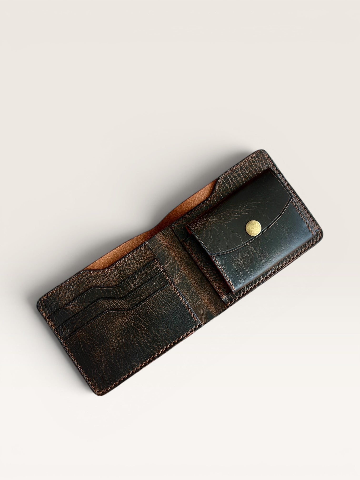 Safir Leather el yapımı, vintage kahverengi hakiki İtalyan deri erkek cüzdanı, bozuk para bölmeli ve kartlık.