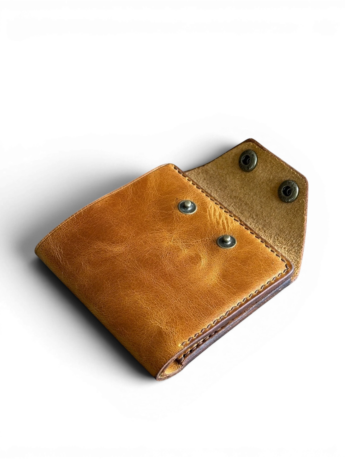 Safir Leather el yapımı, çıtçıtlı, kahverengi hakiki İtalyan deri kartlık cüzdan.