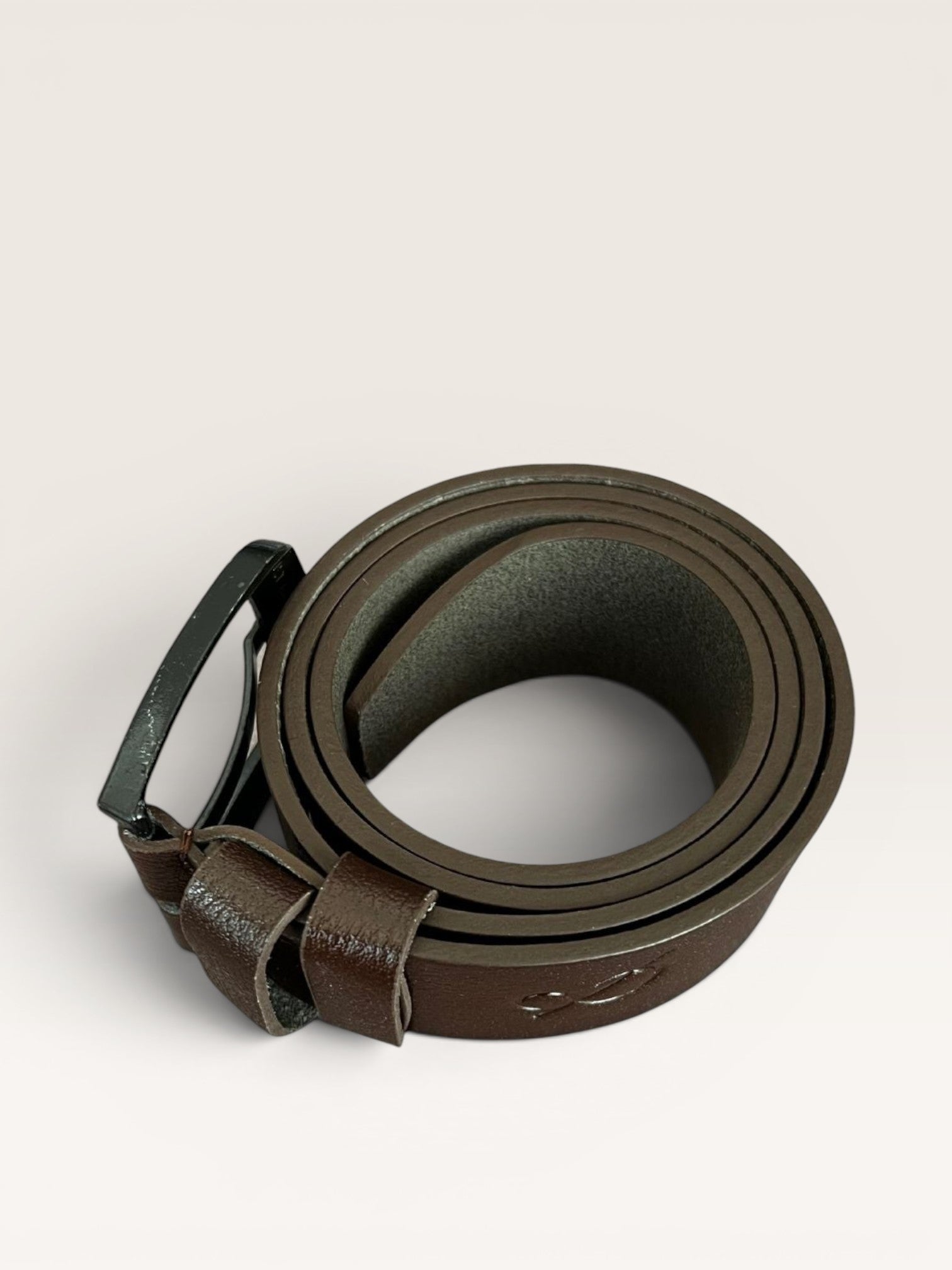 Safir Leather kahverengi hakiki deri, 4mm kalınlığında, tek parça, tokalı erkek kemeri.