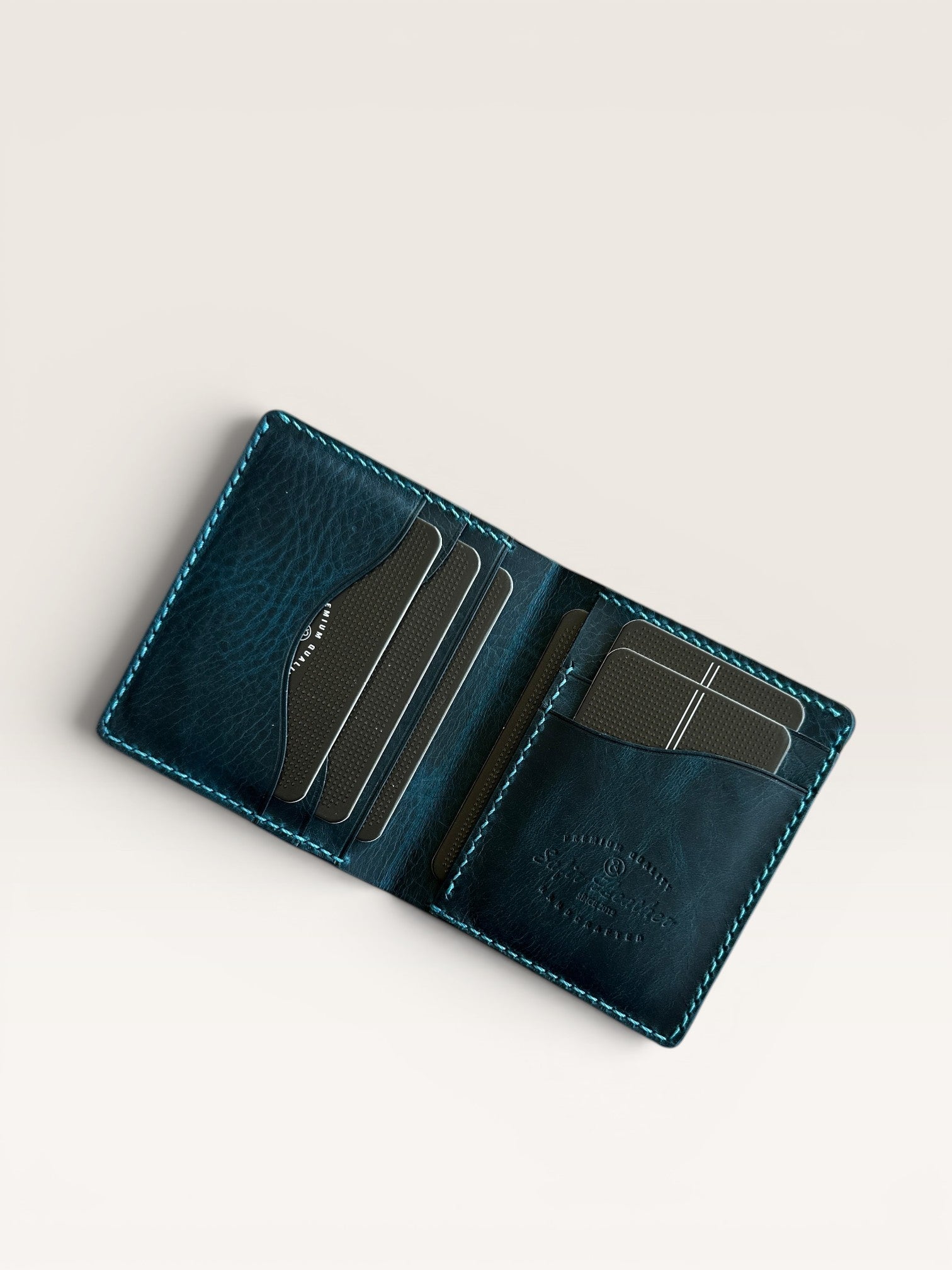 Safir Leather Babil model, özel renkli, İtalyan deriden el yapımı, kartlıklı erkek cüzdanı.