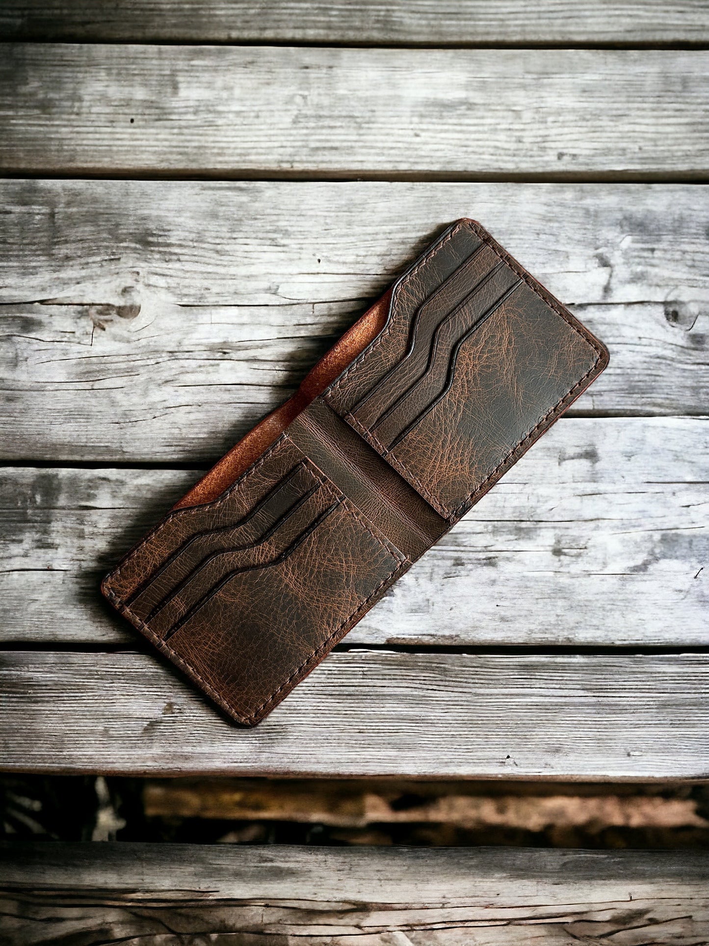 Safir Leather kahve taba rengi, İtalyan derisinden yapılmış, 8 kart bölmeli, erkek ve kadın cüzdanı.
