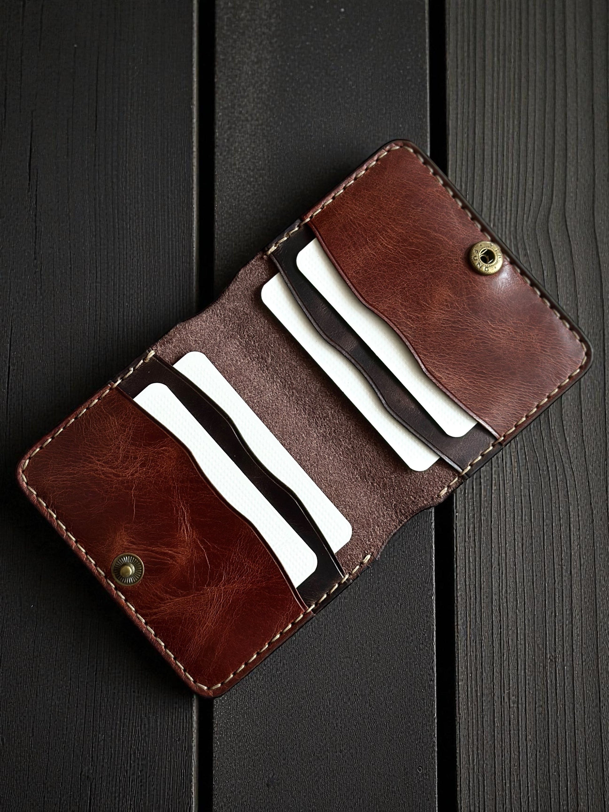 Safir Leather Torino el yapımı çıtçıtlı kahverengi hakiki İtalyan deri kartlık cüzdan