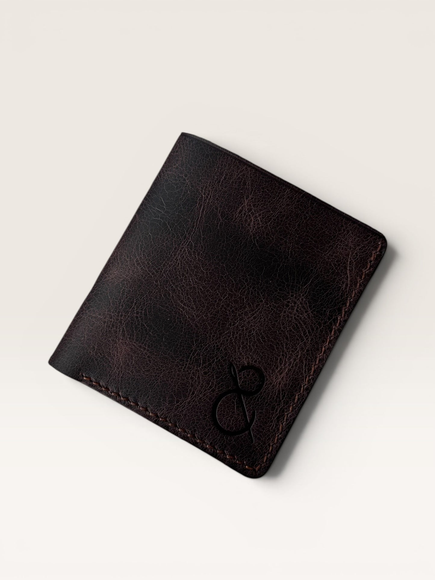 Safir Leather özel kahve hakiki deri erkek cüzdanı, sade ve şık tasarım, kart bölmeli, 10x9 cm.