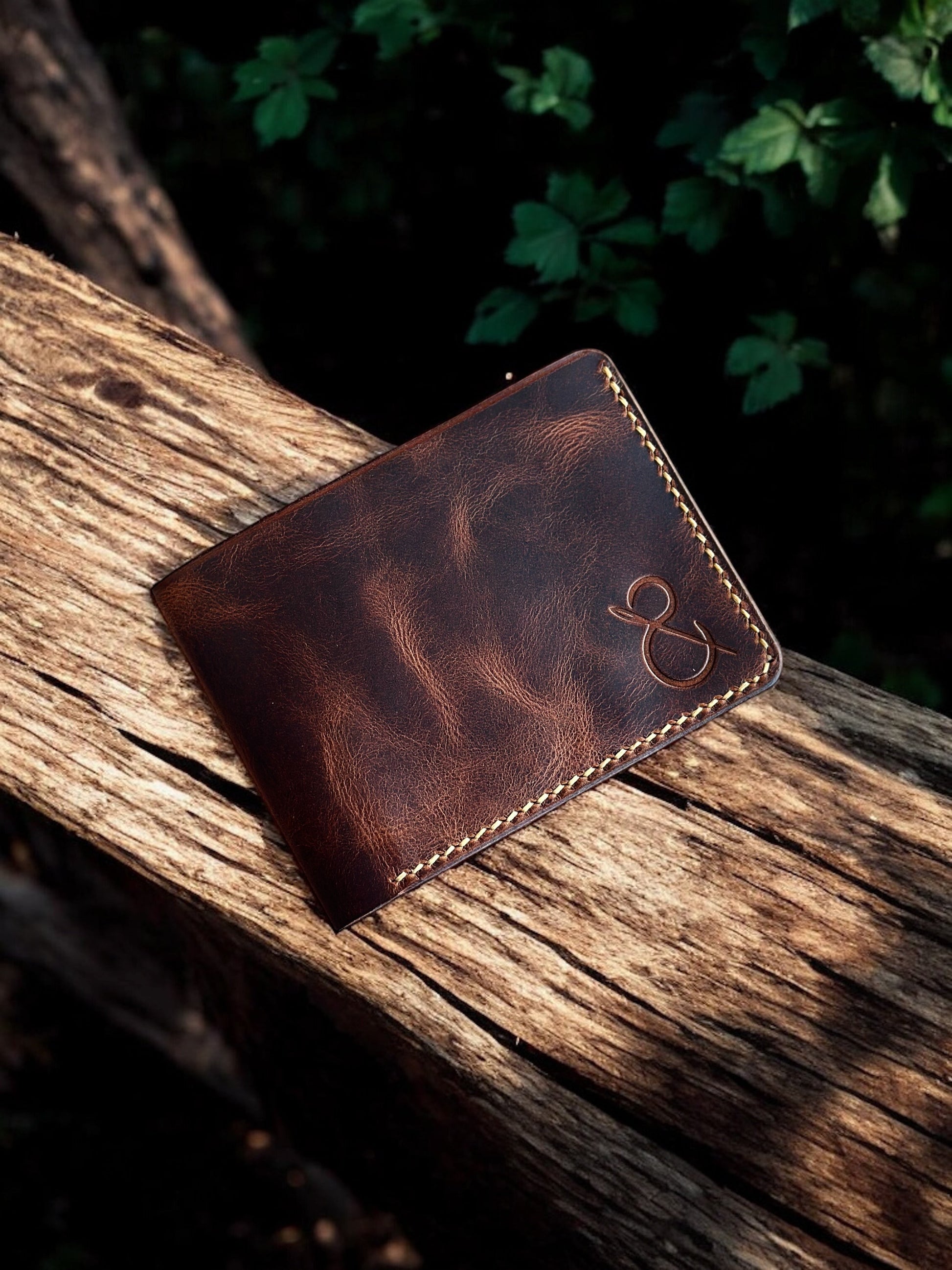 Safir Leather, kahverengi, hakiki deri, klasik, el yapımı, minimal cüzdan. 9.5*11.5 cm.