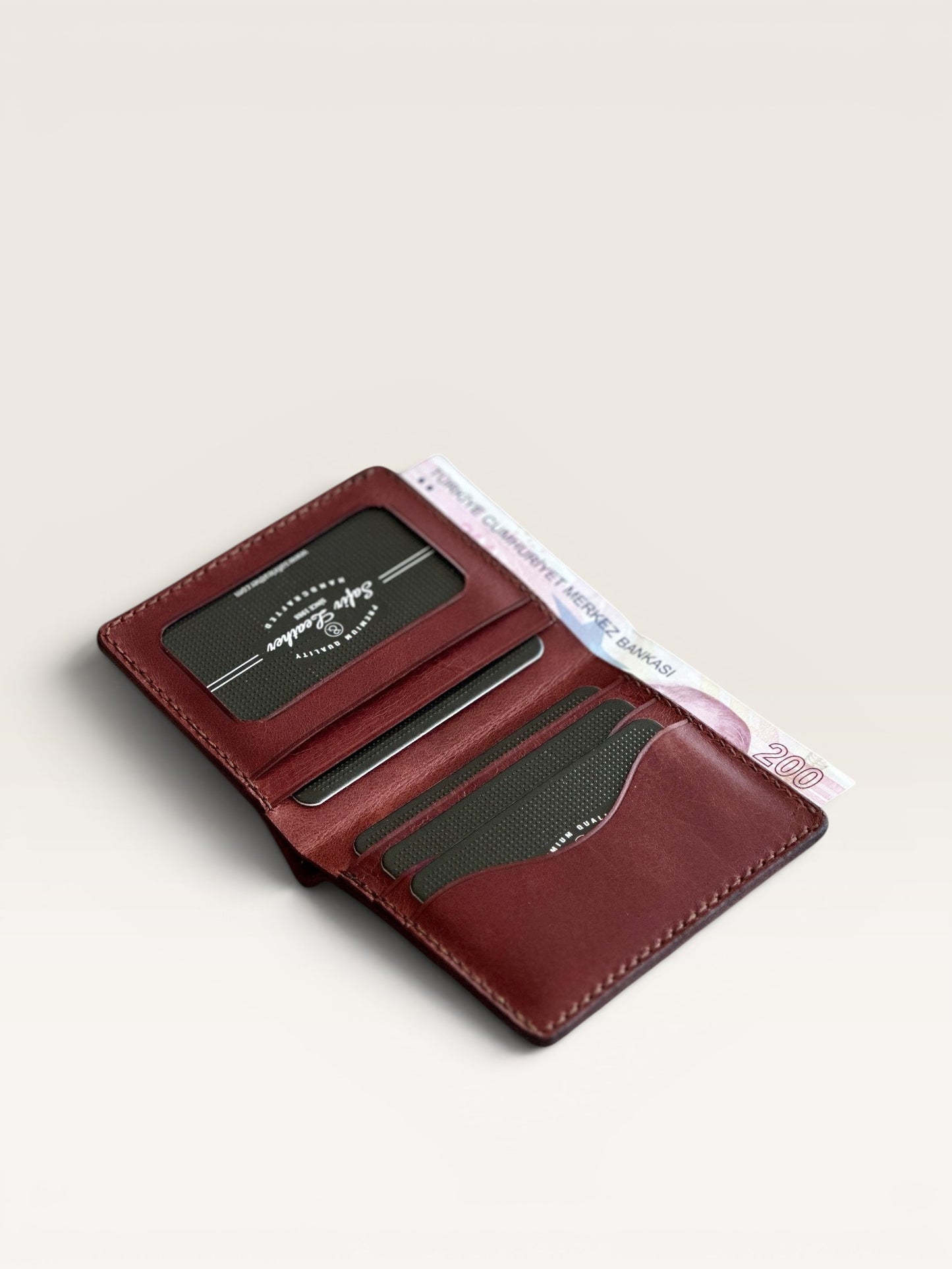 Safir Leather el yapımı İtalyan kızıl kahve deri cüzdan, kart bölmeli ve nakit para için pratik.