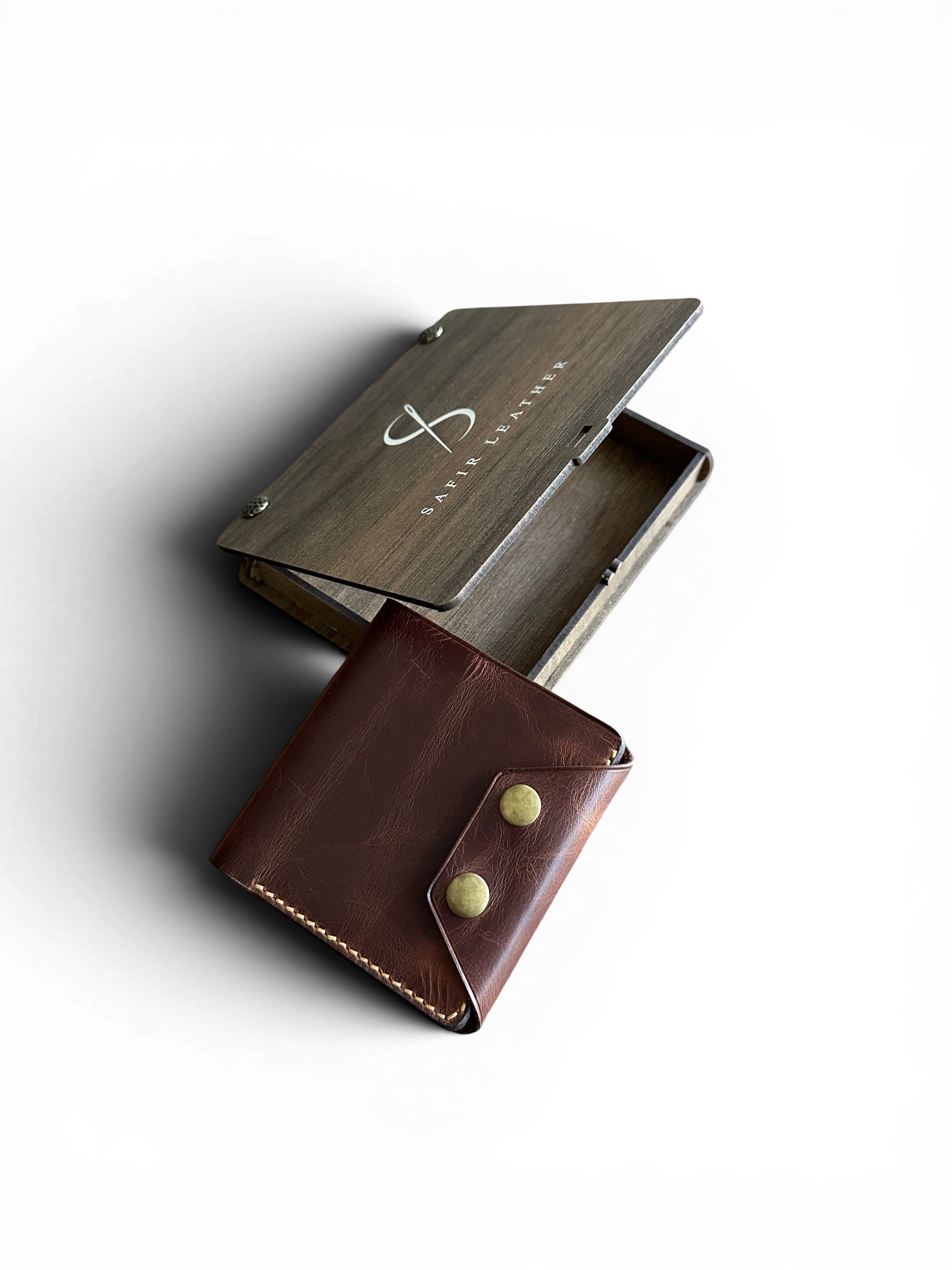 Safir Leather Montana kızıl kahve el yapımı İtalyan deri cüzdan ve özel ahşap hediye kutusu