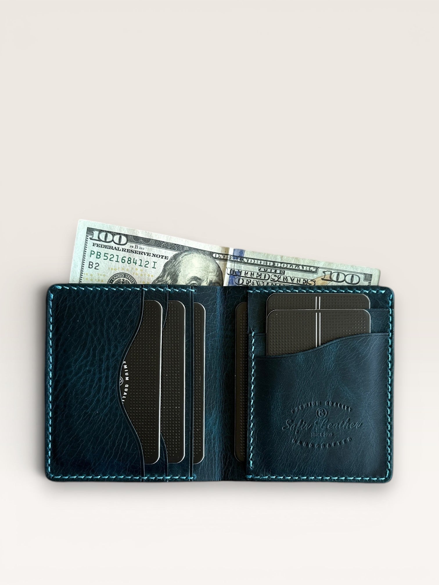 Safir Leather Babil model lacivert İtalyan deri cüzdan, 10x8.5 cm, kart ve para bölmeli, el yapımı.