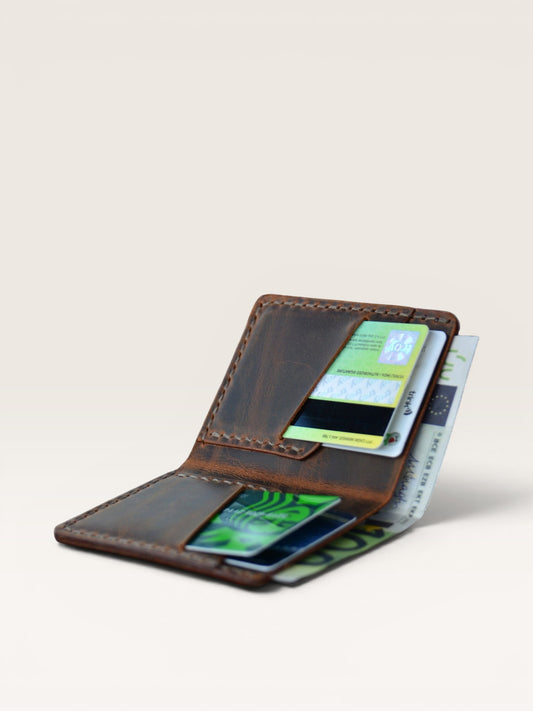 Safir Leather kahverengi deri minimal cüzdan, kartlar ve banknotlar için tasarlanmış, elde dikilmiş vintage tarzı.