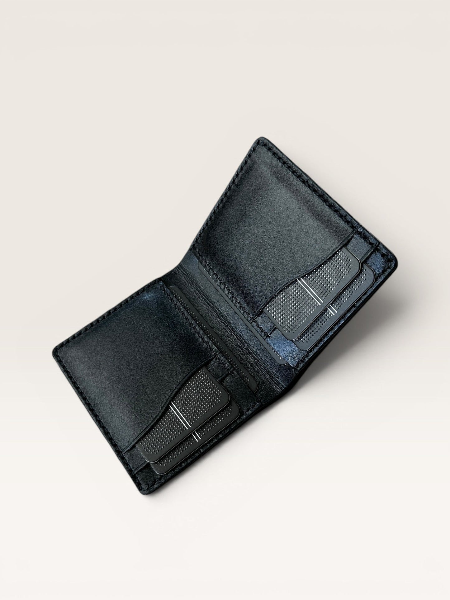 Safir Leather B-King siyah hakiki deri cüzdan.