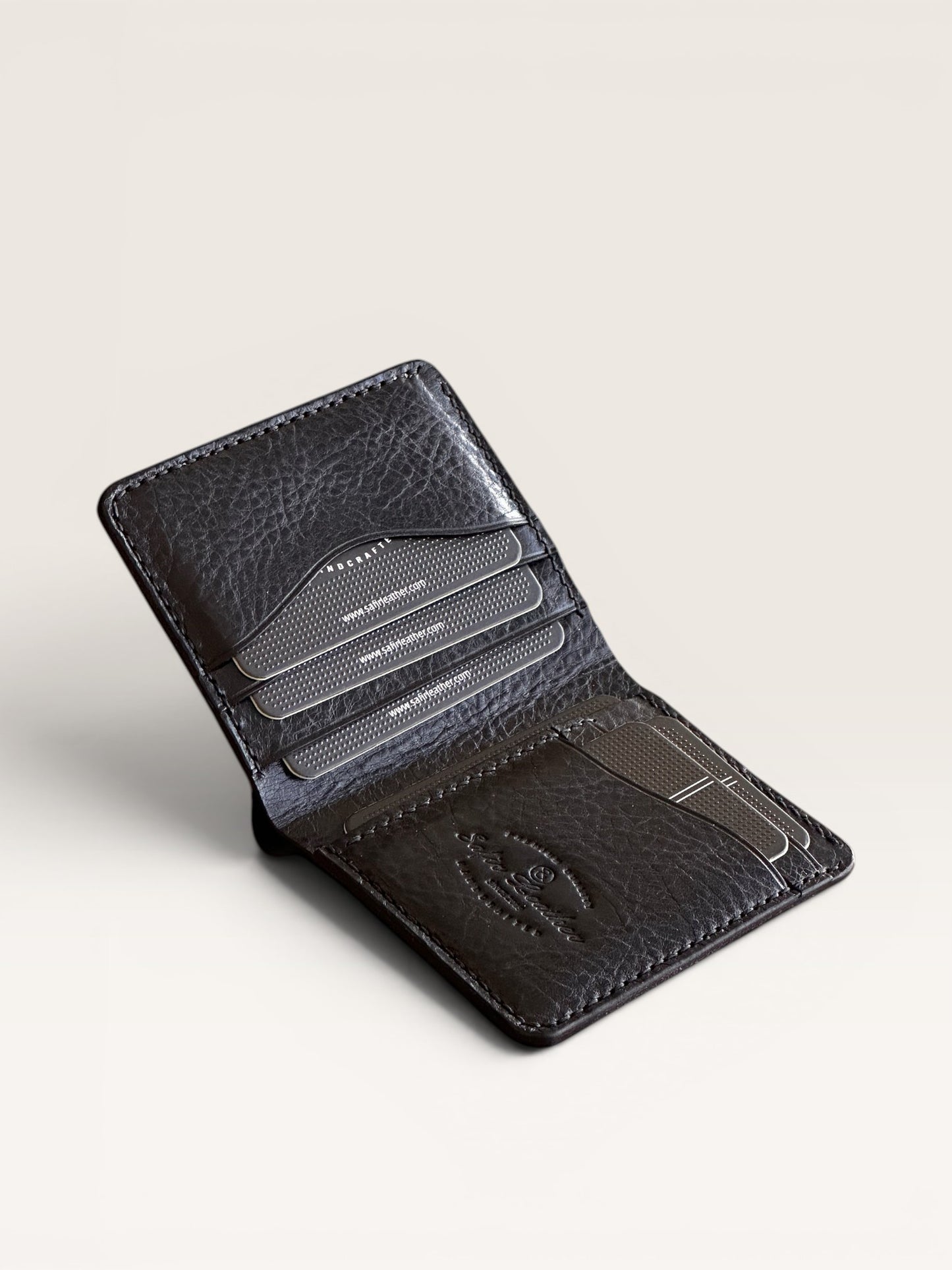Safir Leather Siyah Minimal Hakiki Deri Cüzdan, 10x8.5 cm, 6-12 kart kapasiteli, elde dikim.