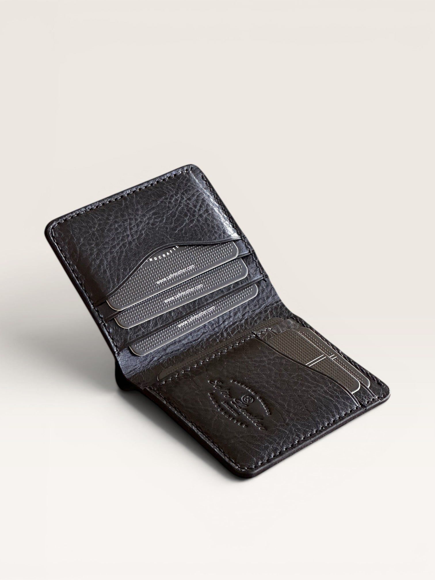 Safir Leather Siyah Minimal Hakiki Deri Cüzdan, 10x8.5 cm, 6-12 kart kapasiteli, elde dikim.