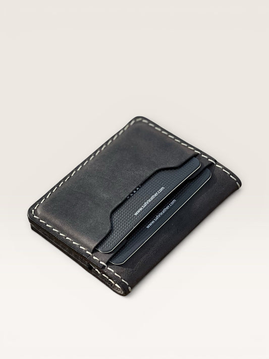 Safir Leather el yapımı siyah hakiki dana derisi minimal kartlık cüzdan, beyaz mumlu dikiş detaylı
