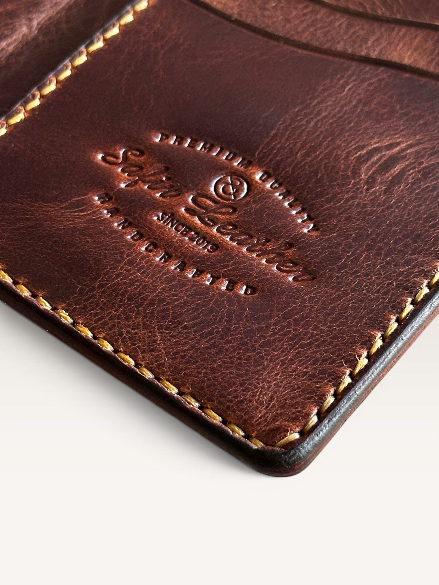 Safir Leather el yapımı taba renkli İtalyan deri cüzdan, el dikişli, 10x8.5 cm.