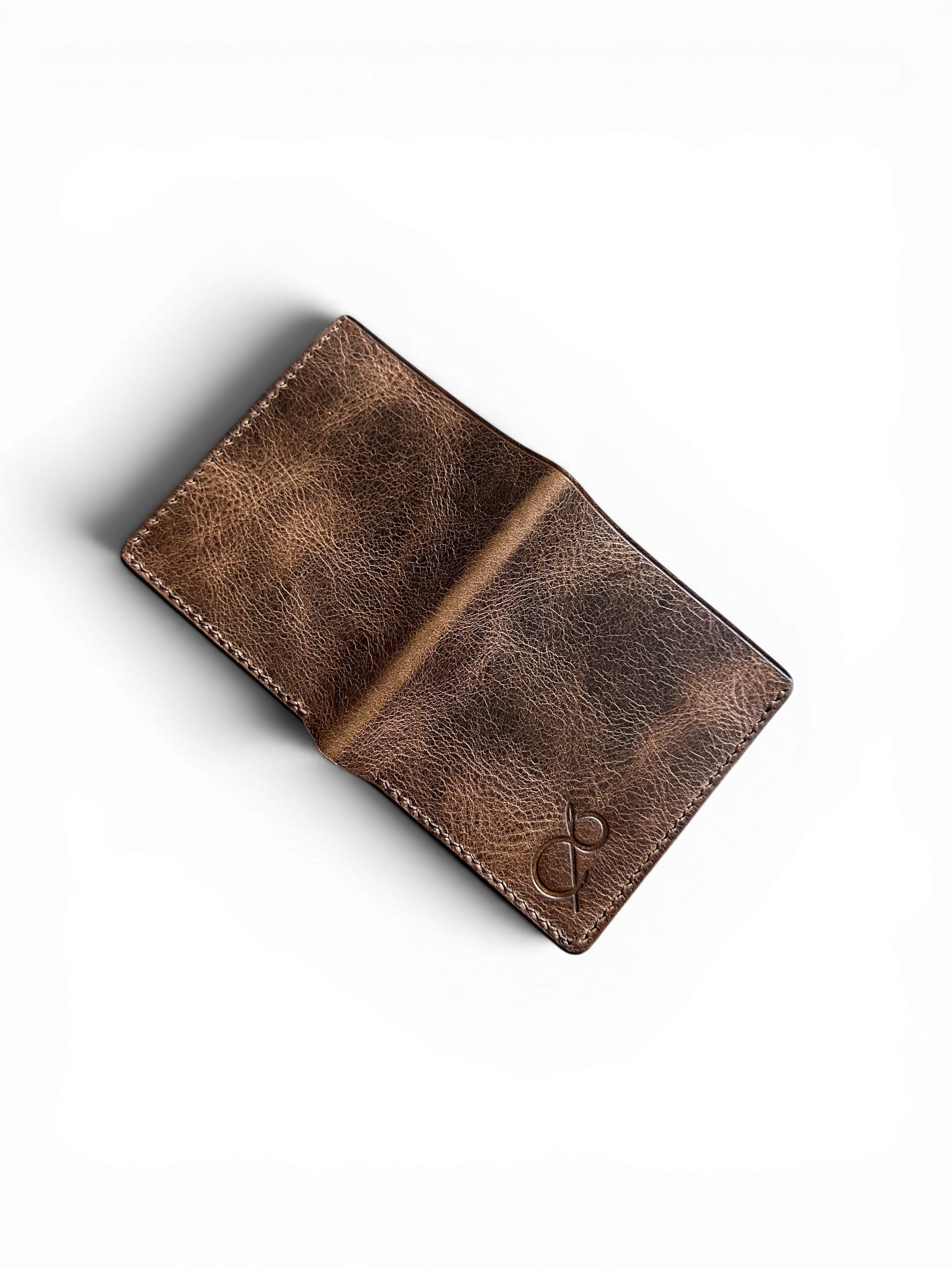 Safir Leather Babil Heritage taba rengi el yapımı İtalyan deri cüzdan, vintage dokulu ve saraç dikişli tasarım.