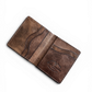 Safir Leather Babil Heritage taba rengi el yapımı İtalyan deri cüzdan, iç bölmeleri ve doğal dokusuyla.