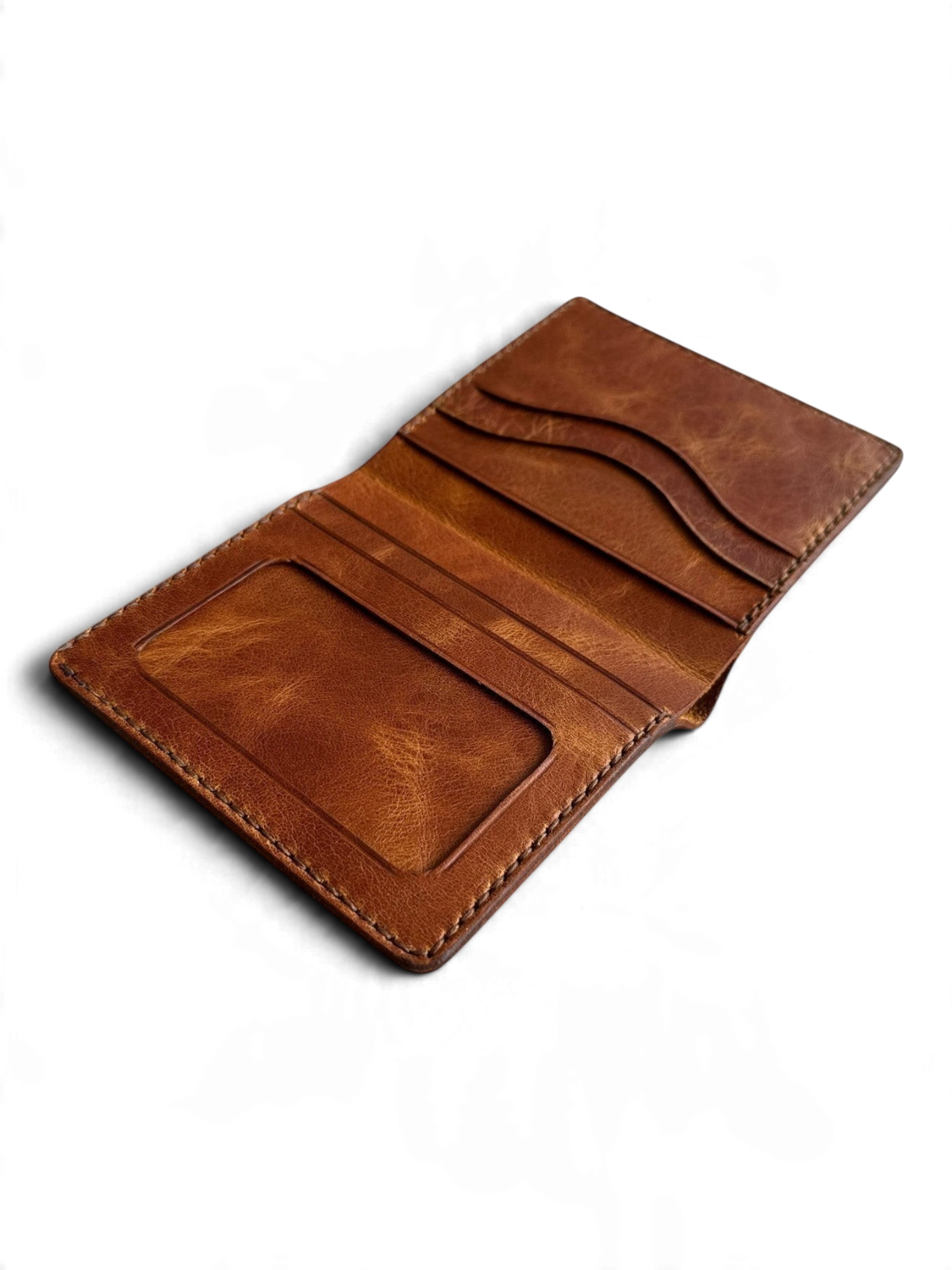 Safir Leather Babil PM Gold İtalyan deri cüzdan, kartlık ve nakit bölmeleriyle pratik.